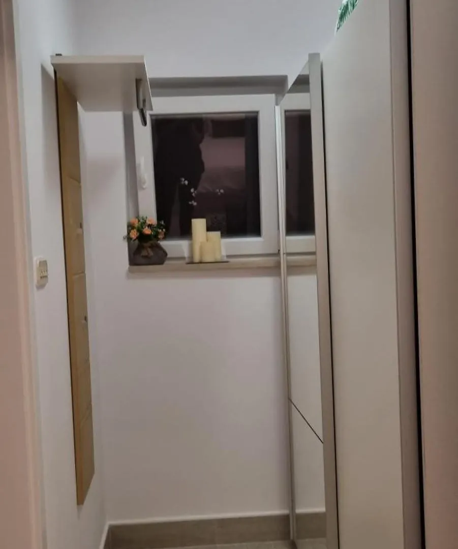 Modern Apartment In The Heart Of Njivice