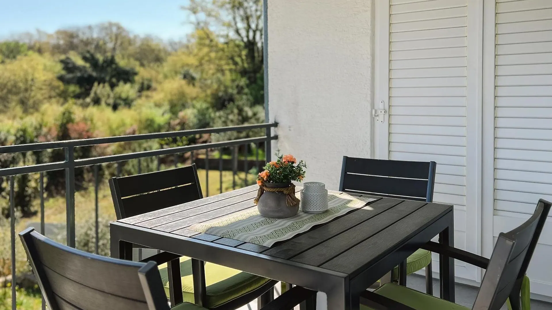 Modern Apartment In The Heart Of Njivice