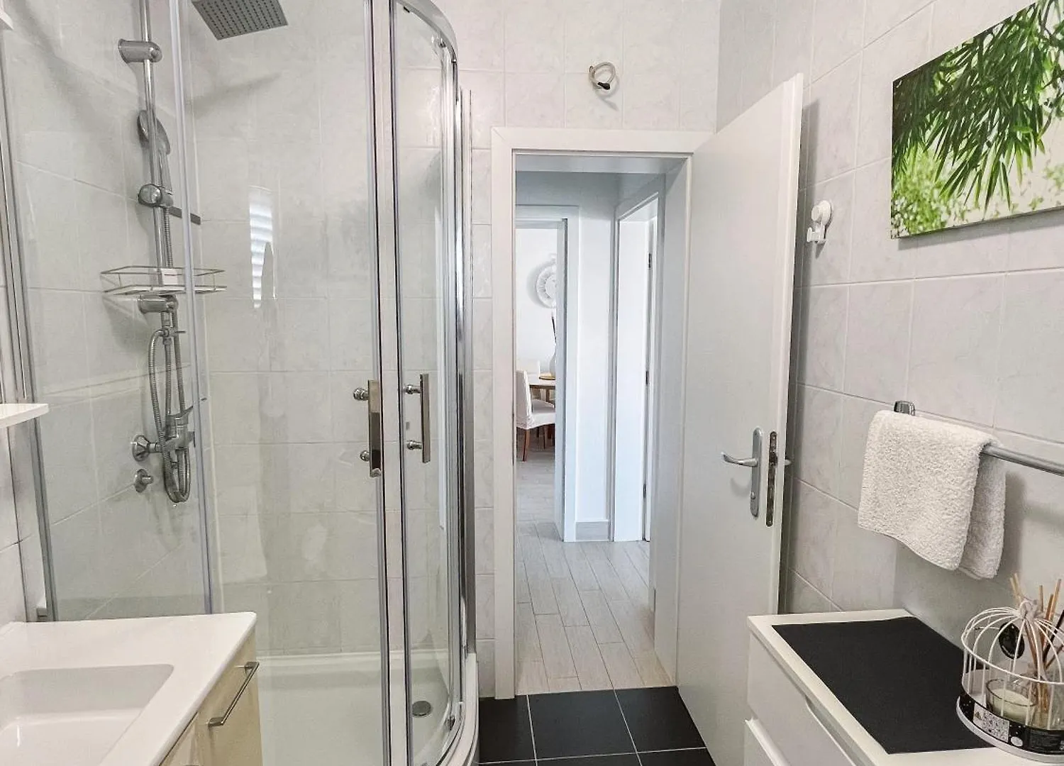Modern Apartment In The Heart Of Njivice
